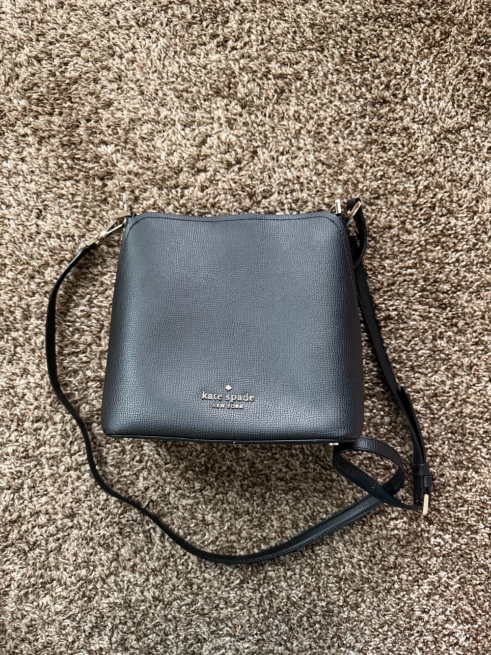 kate spade Light Gray Leather Shoulder Bag with Gold Accent